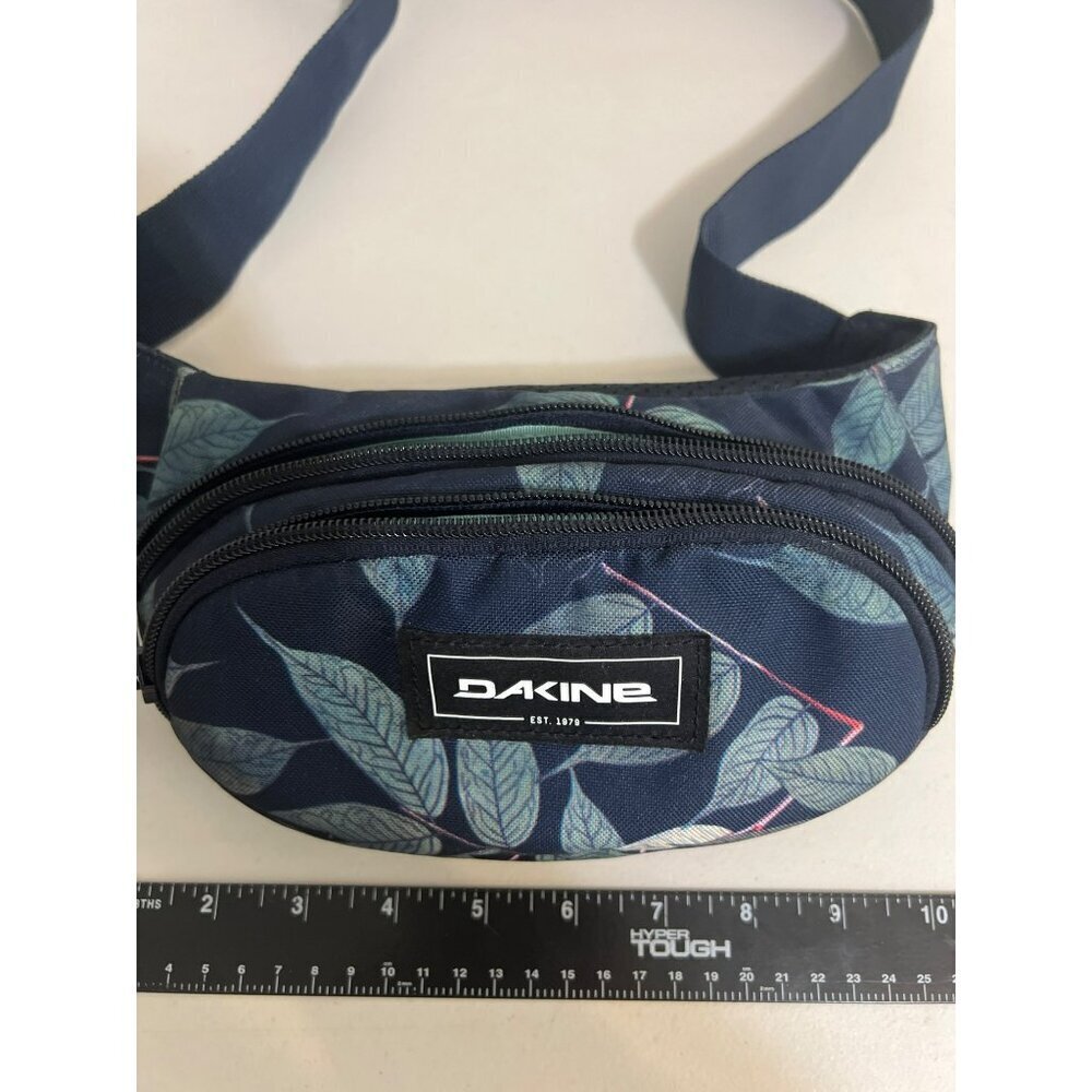 Dakine Tropical Print Fanny Pack Hip Pack Adjustable Strap Double Pockets Roomy - Picture 3 of 7